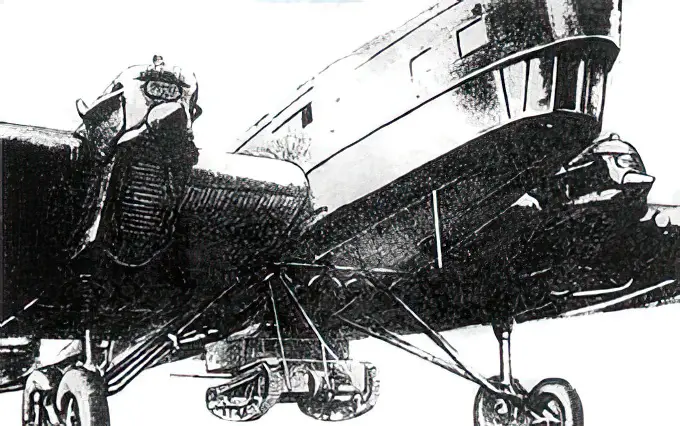 Tupolev TB-3 bomber carrying a en:T-27 tank, 1935