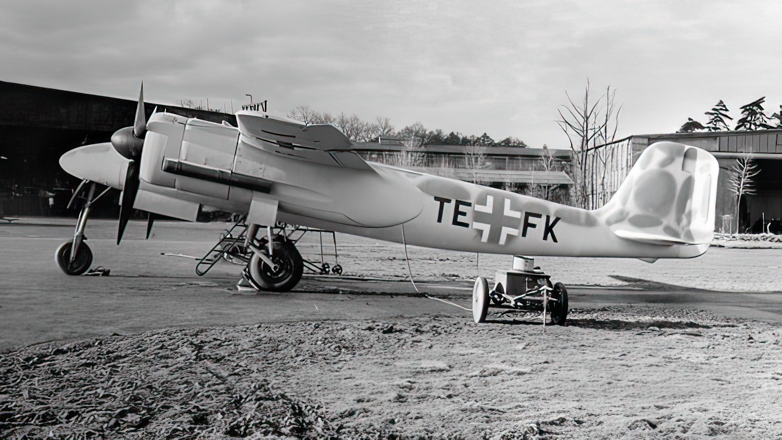 The Focke-Wulf Ta 154 Moskito: Germany’s WW2 Night Hunter - AMZ Newspaper