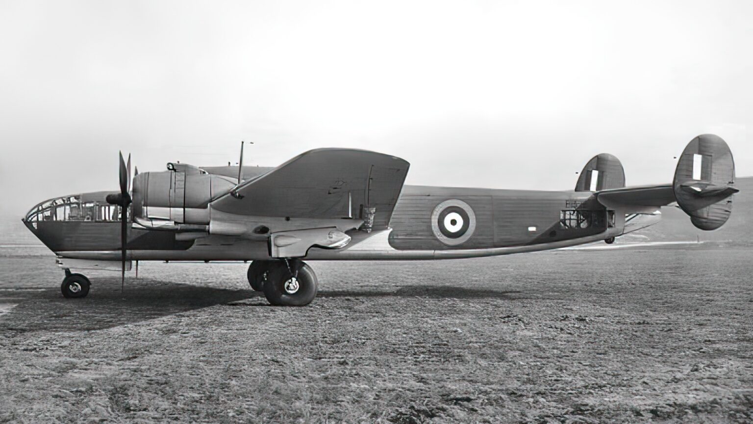 Armstrong Whitworth Albemarle: Wings Of Steel And Wood - Jets ’n’ Props